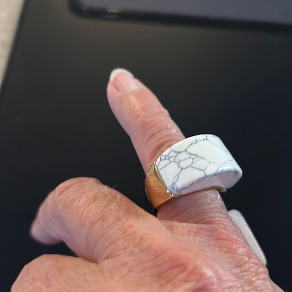 Chicos White Marble Ring NWT